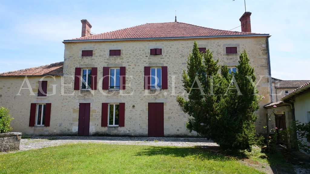 property 13 rooms for sale on BORDEAUX (33000)