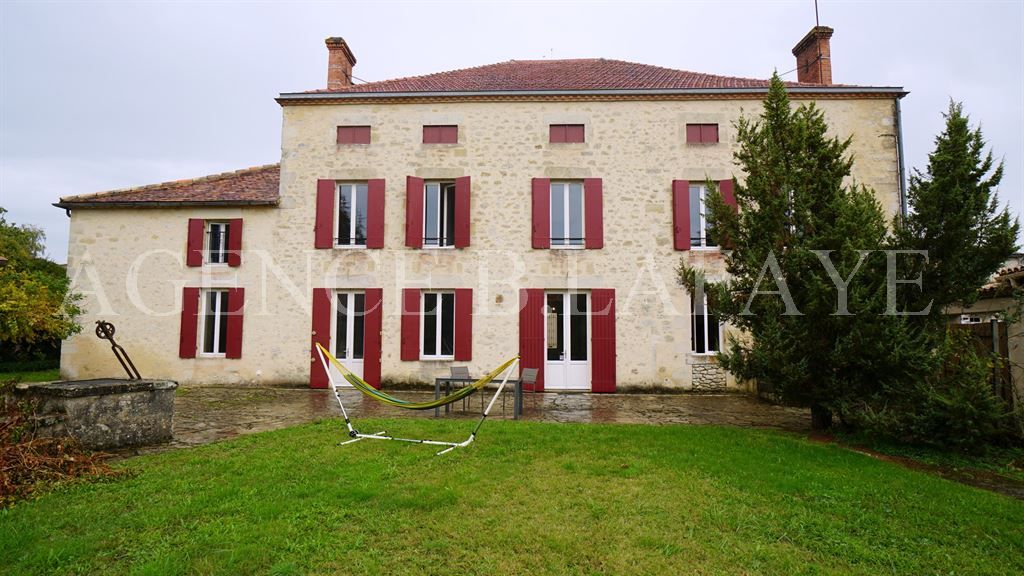 property 13 rooms for sale on BORDEAUX (33000)