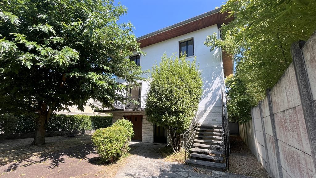 maison 8 pièces en location sur BORDEAUX (33000)