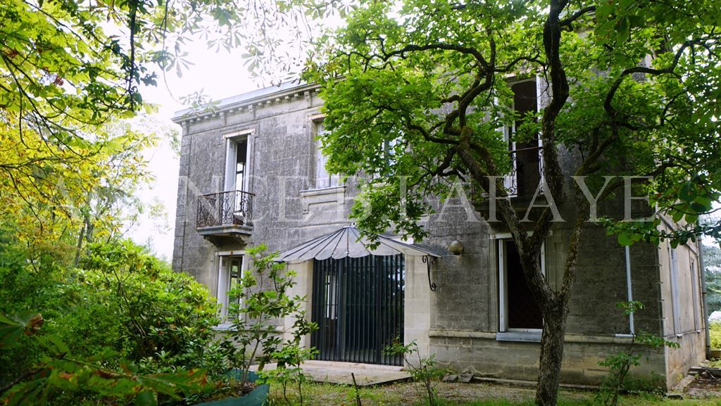 maison bourgeoise 13 pièces en vente sur BORDEAUX (33000)